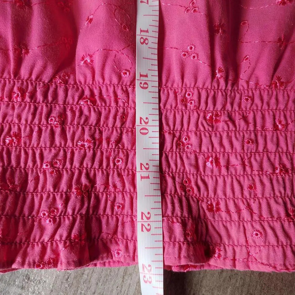 Bobbie Brooks Ladies' Pink Embroidered Short Sleeve Peasant Blouse Size Medium - Picture 7 of 12